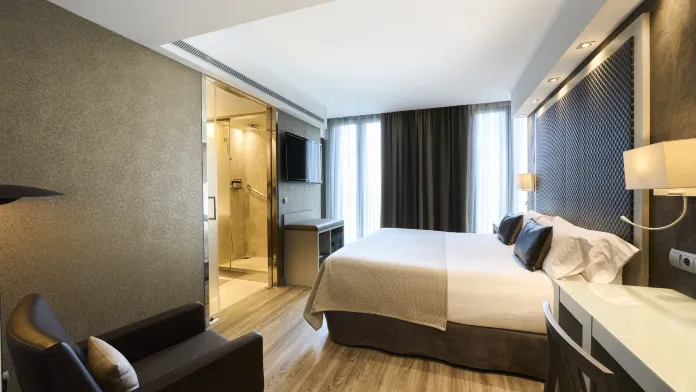 Double Room Non smoking — Trip.com listing photograph